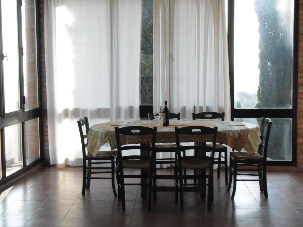 Agriturismo Santa Croce San Gimignano Bilik gambar