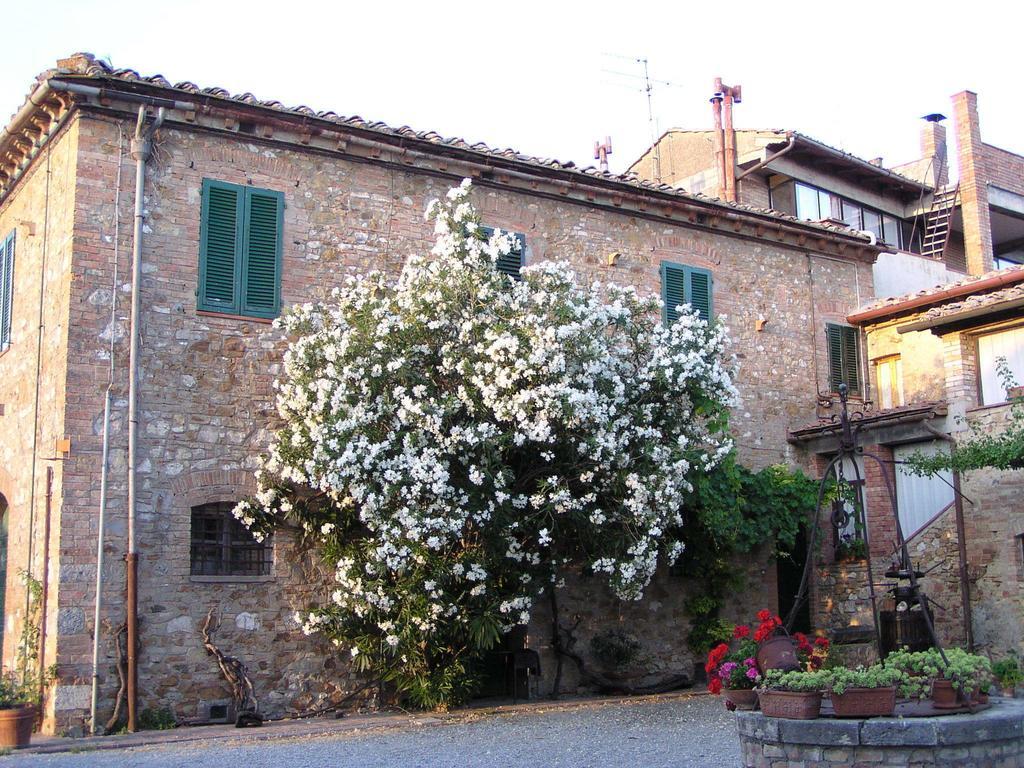 Agriturismo Santa Croce San Gimignano Luaran gambar